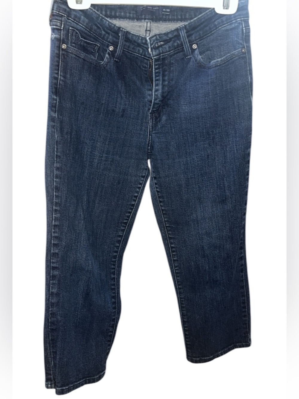 Levi's Women's Dark Blue ankle/cropped Jeans